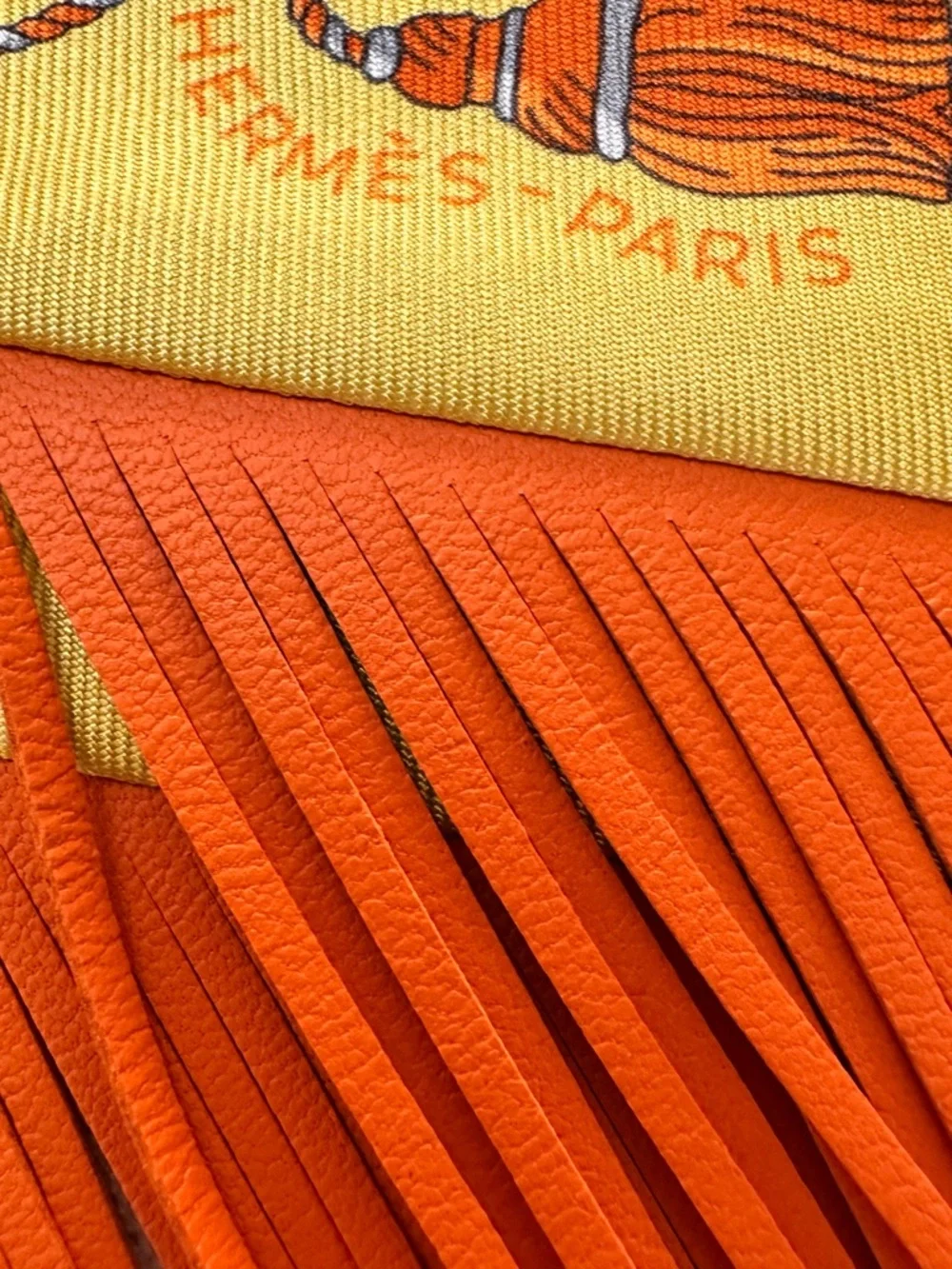 ❌SOLD ELSEWHERE❌Hermès New Les Clés à Pois Leather Fringe Tilly - Picture 4 of 10